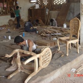 Wooden Carving Work Factory Pictures